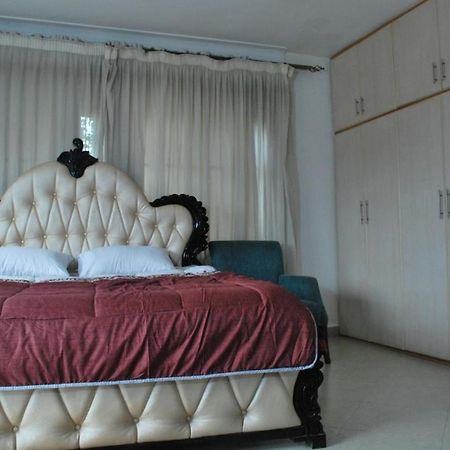 Jacuzzi City Home كامبالا المظهر الخارجي الصورة