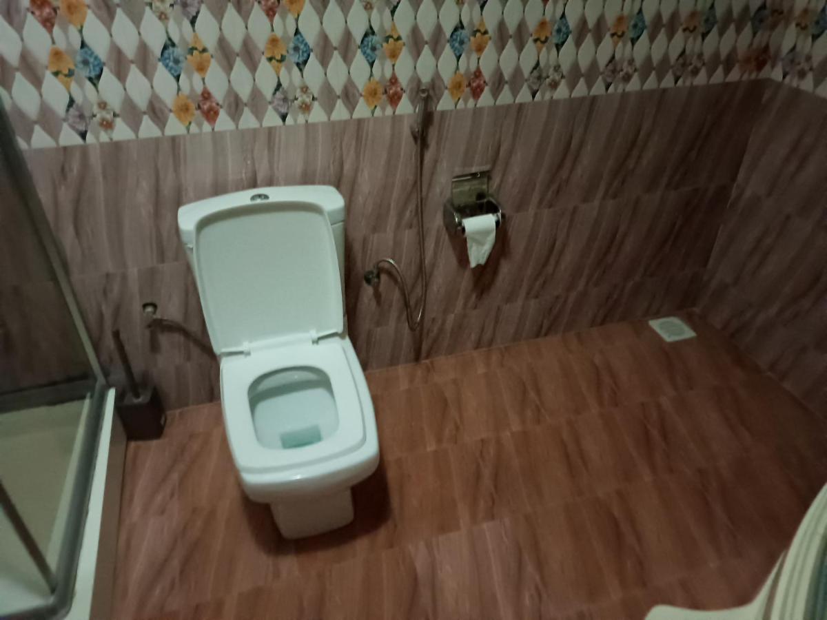 Jacuzzi City Home كامبالا المظهر الخارجي الصورة