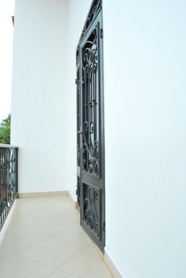 Jacuzzi City Home كامبالا المظهر الخارجي الصورة