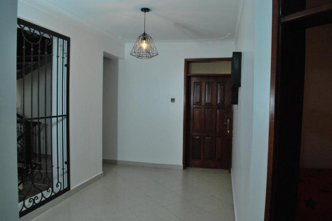 Jacuzzi City Home كامبالا المظهر الخارجي الصورة