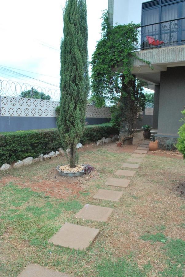 Jacuzzi City Home كامبالا المظهر الخارجي الصورة