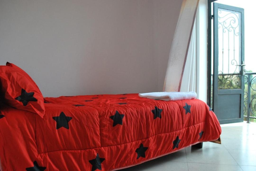 Jacuzzi City Home كامبالا المظهر الخارجي الصورة