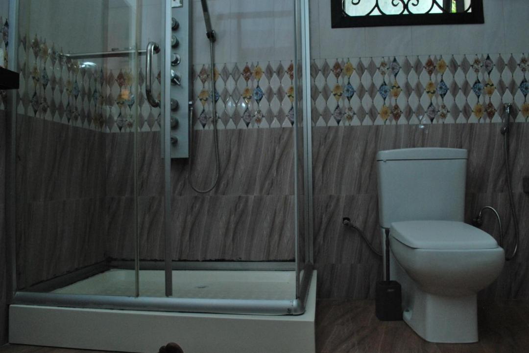 Jacuzzi City Home كامبالا المظهر الخارجي الصورة